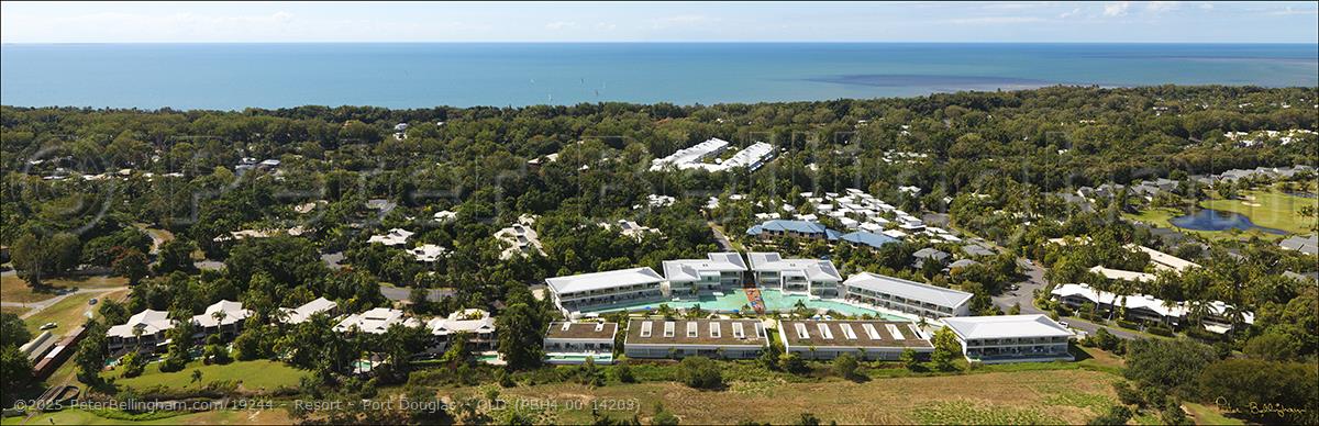 Peter Bellingham Photography Resort - Port Douglas - QLD (PBH4 00 14203)